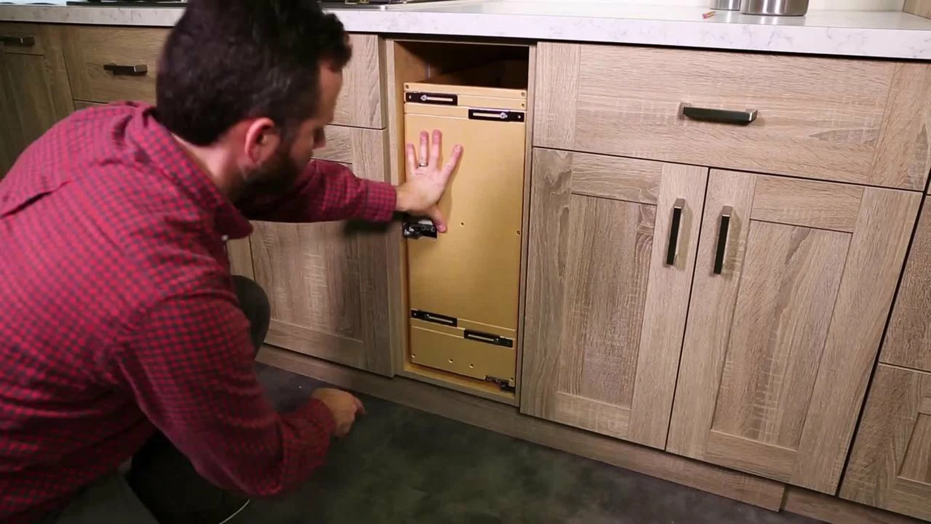 Rev-A-Shelf Wood Base Cabinet Utility Pull Out Organizer With Soft Close, 7.5" 4 Rev-A-Shelf Wood Base Cabinet Utility Pull Out Organizer With Soft Close, 7.5" - Image 2